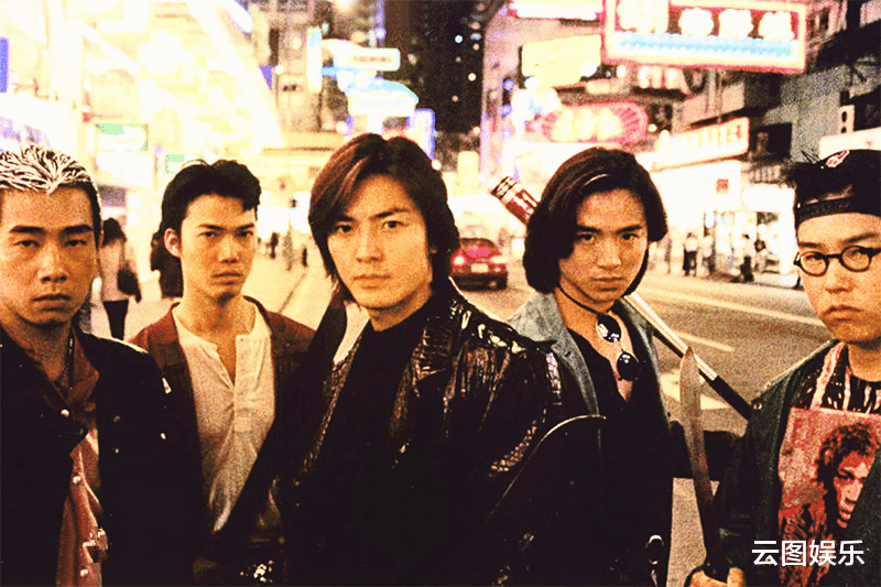 谢天华|分离8个月！谢天华终于与家人团聚，笑容灿烂心情好，子女颜值高