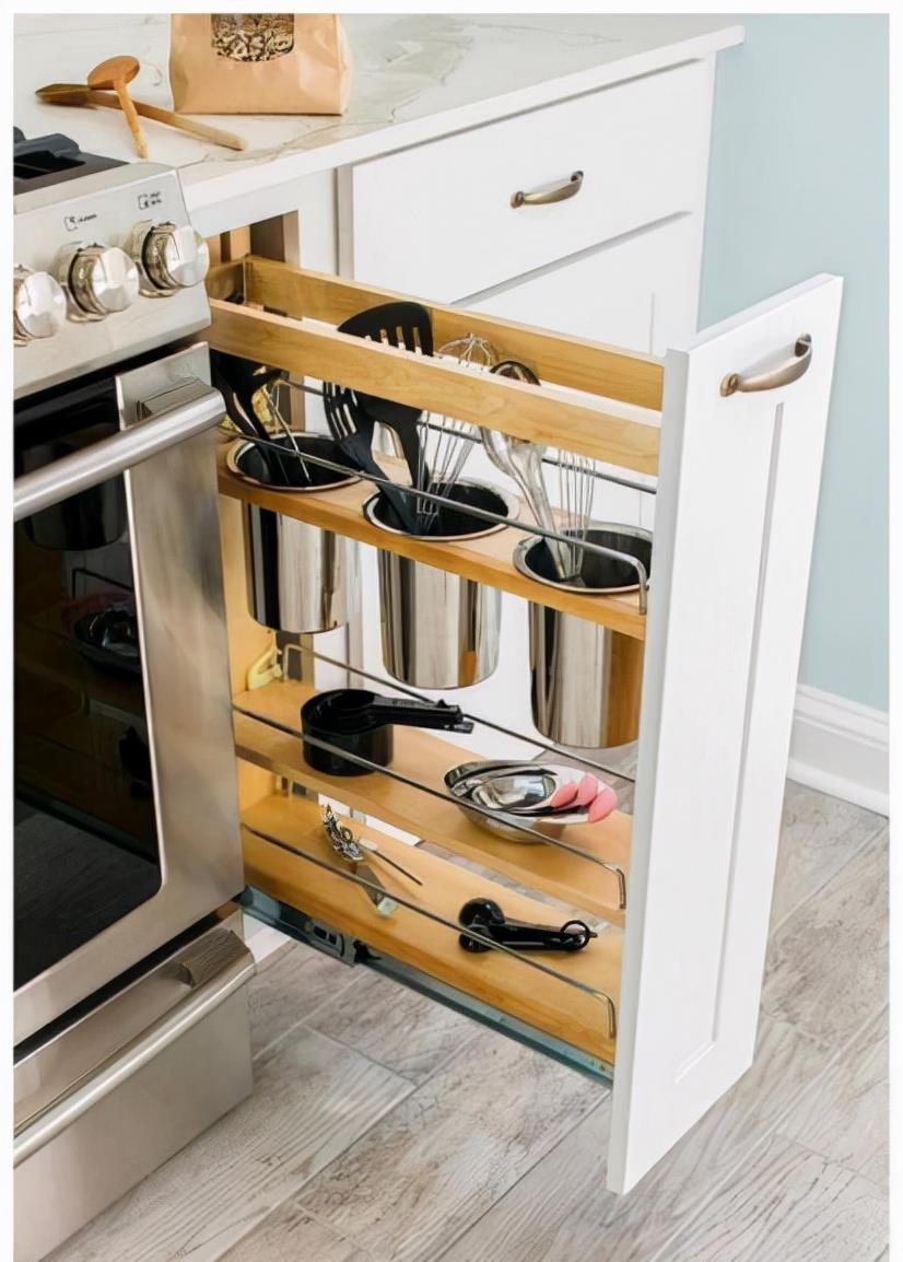 家居装修枣知道 厨房备齐这7种增项收纳，不打太多橱柜，反而储物空间翻倍，实用