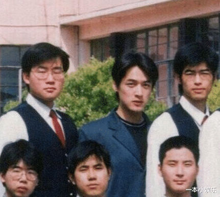 胡歌|她是胡歌一生的痛，为救胡歌不幸离世，胡歌以她之名建30所学校