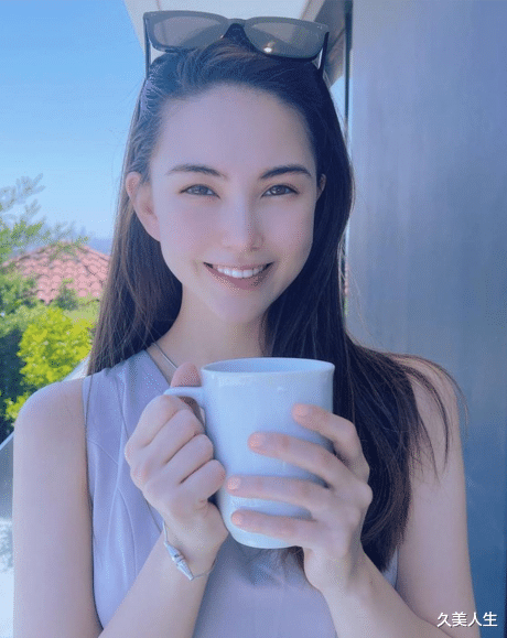 久美人生|昆凌晒出甜美微笑照好少女 周杰伦点赞爱妻动态秀恩爱