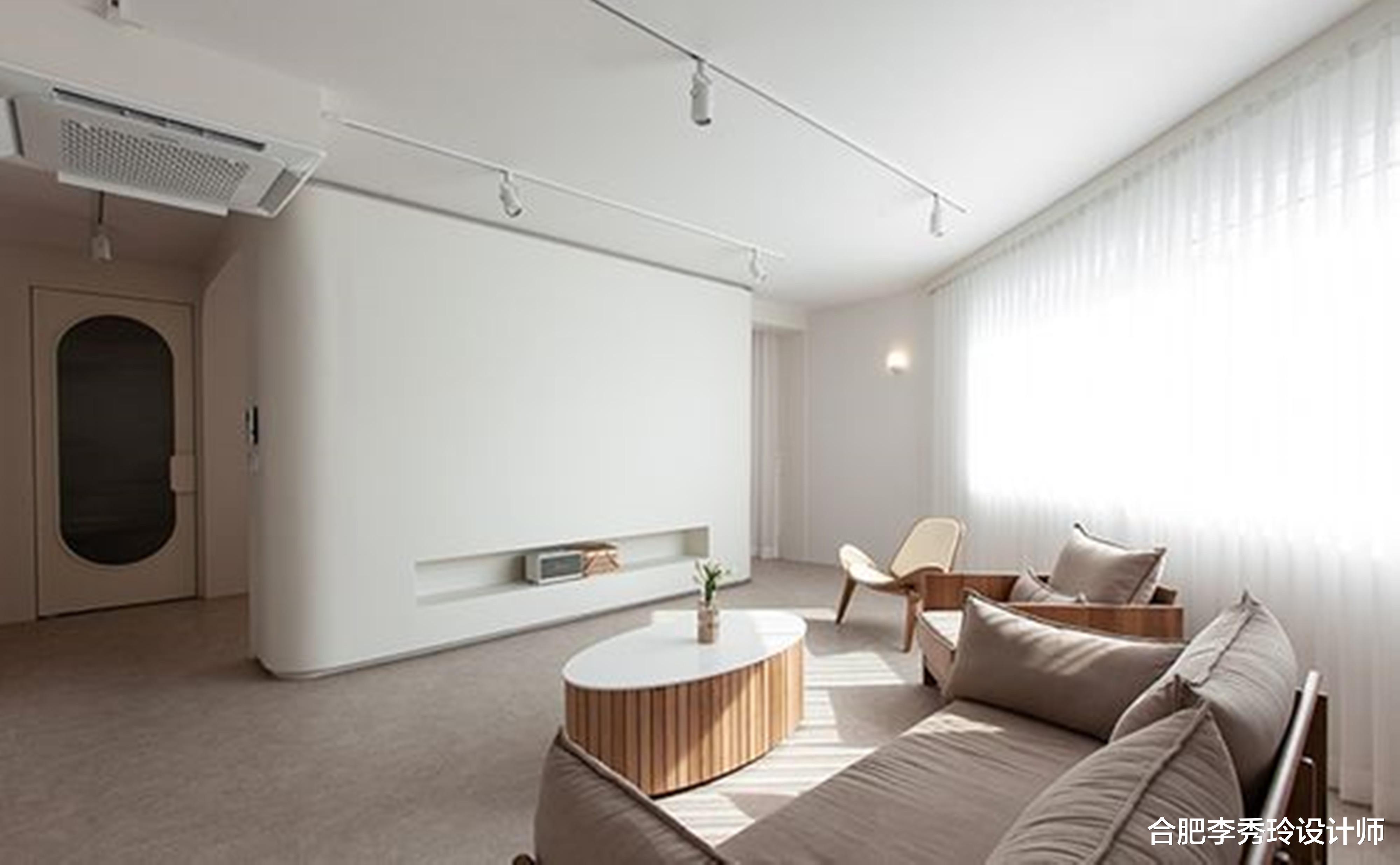 合肥李秀玲设计师|“去电视柜化”也开始了,学他家这样设计,打扫不费力实用性不减