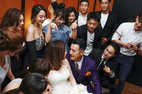 海一天|他在娱乐圈中扮演反派角色,因演技太好而被骂,老婆比自己小12岁