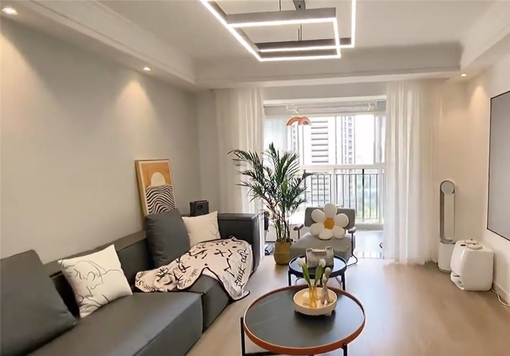 家物 姑娘用一个月的工资,低价改造家里客厅,讲真,完工后也太漂亮了