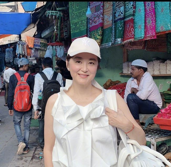 闲鱼有话说|林青霞美了一辈子，67岁穿“星空裙”还有曲线美，气质越老越高级