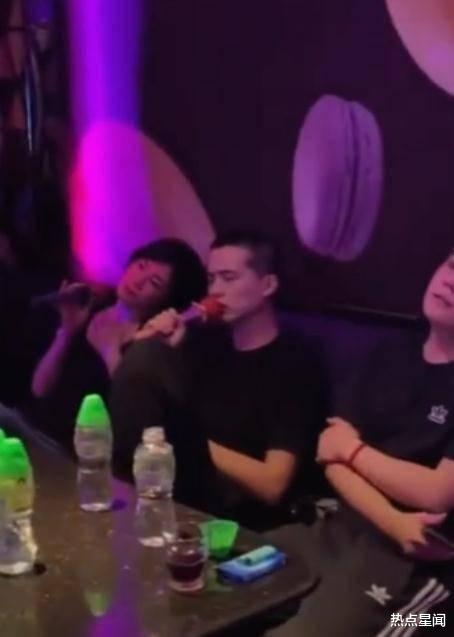 谢霆锋|王菲医院产女，谢霆锋修改遗嘱？两人现身否认，男方事业传喜讯