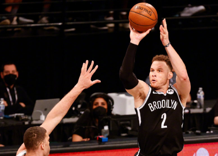 凯里·欧文|苦战85分钟，狂轰54+18+13！哈登伤退，欧文KD打乱了雄鹿的阵脚！