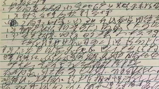 |高中生自创“蛇形体”，满篇“蜿蜒曲折”，老师：被扣分都不冤枉