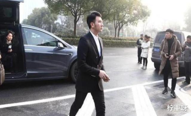 柠重呀 朱小贞的婚姻经历告诉我们：婚姻不是扶贫，农夫与蛇的故事太可怕