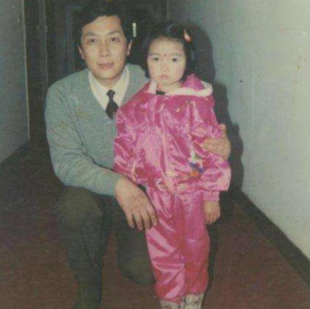 唐国强|演员唐国强:前妻在除夕夜离世,被女儿怨恨,如今生活状况如何?