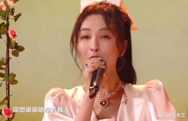 吴昕|《快本》停播后,吴昕首次在芒果台露面,抱住何炅的那一刻我哭了