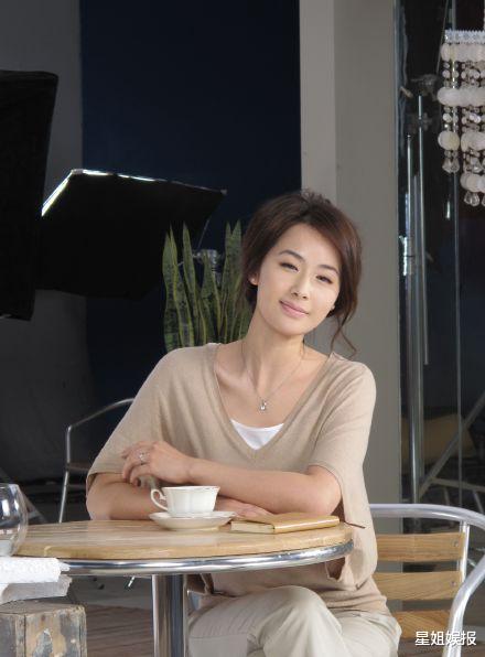 张天爱|因拍广告被称为微笑女王，和刘诗诗演过三次情敌，后嫁给大15岁的导演
