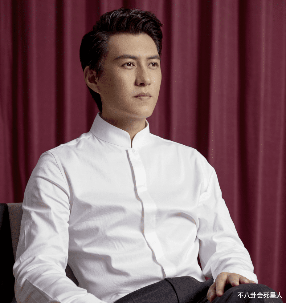 朱亚文|现代装帅气古装却“奇丑”的男星：朱亚文像老头、靳东油腻臃肿