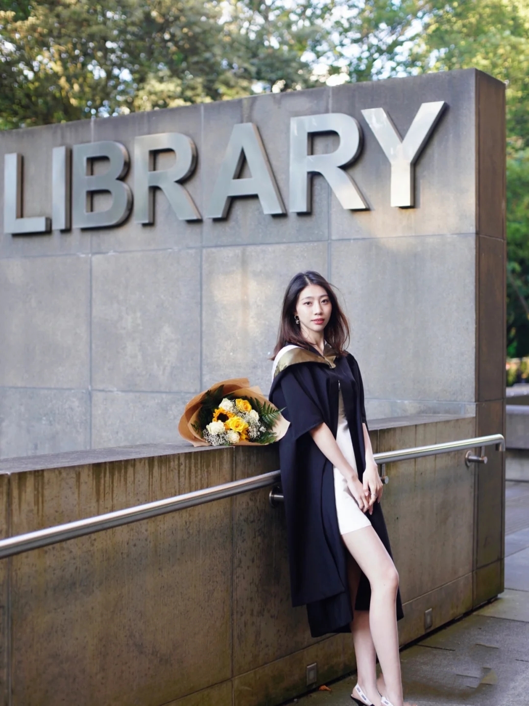 27君|毕业袍也挺好看！