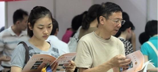 雪落无尘谈|公务员考试有猫腻？明明综合成绩是第一名，却在这个环节被淘汰