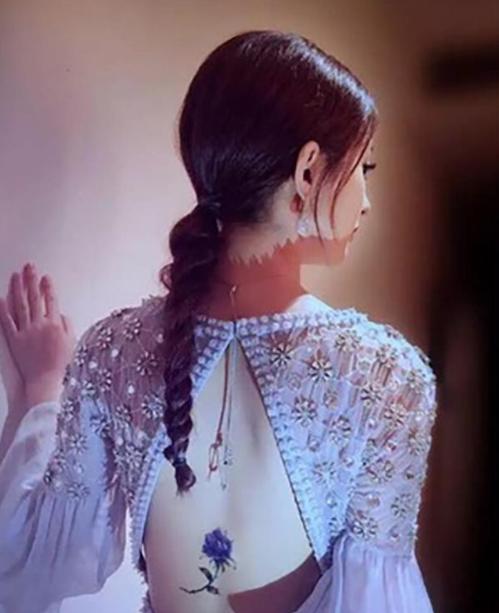 赵丽颖|赵丽颖近照被曝光，面容憔悴，粉丝纷纷表示心疼