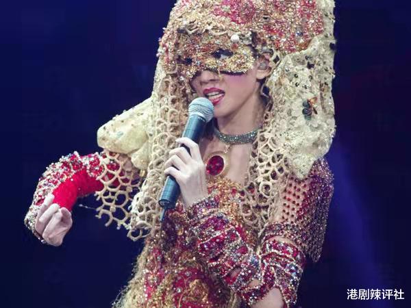 梅艳芳|曾因模仿章小蕙被警告，吴丽珠息影多年保养得宜，61岁仍单身未婚