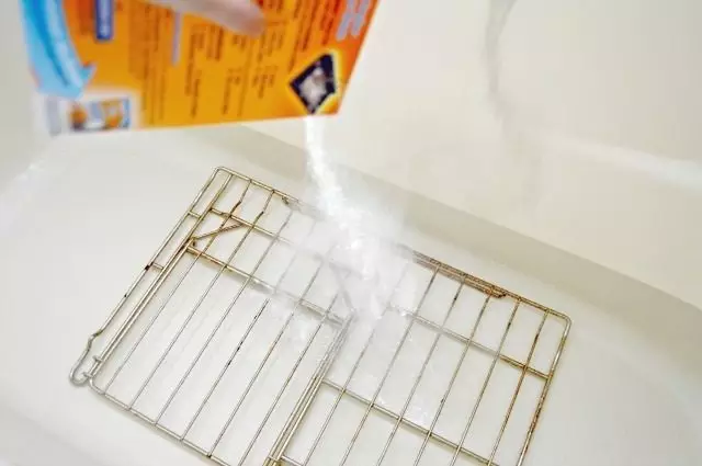 微波炉|油烟机又油又脏, 劳神费力还洗不干净? 教你一招, 轻松有奇效~