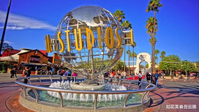 生图|明星扎堆去环球影城，生图和精修图差别太大了，关晓彤又被吐槽土