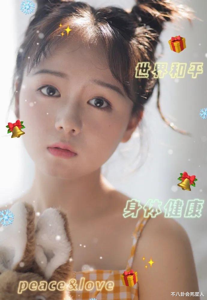 小戏骨|“小宝钗”钟宝儿长残了！16岁脸圆下巴短，失去灵气变普通素人