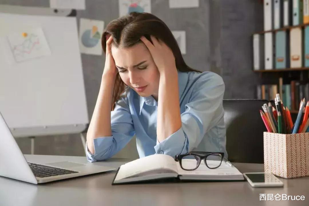 人类的大脑相当于1000T的内存?既然内存高,为何经常忘记事呢?