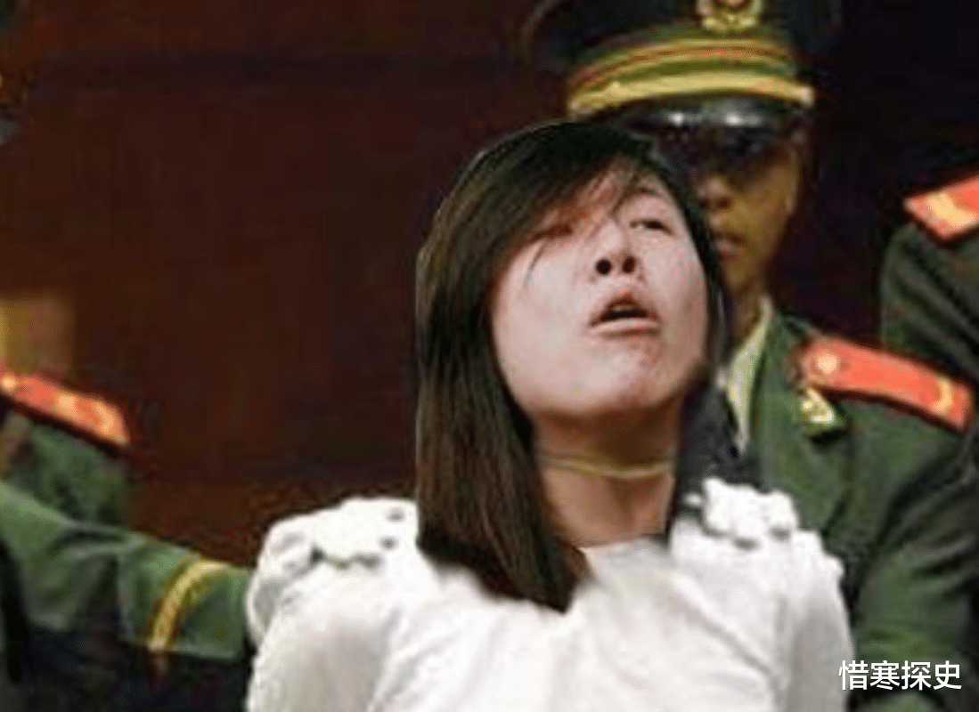 明星|从“红极一时”，到“打武警被封杀”，唐笑到底经历了什么？