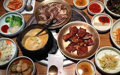 美国|美版知乎问：为什么韩国菜没有像中国菜那样在美国流行起来？