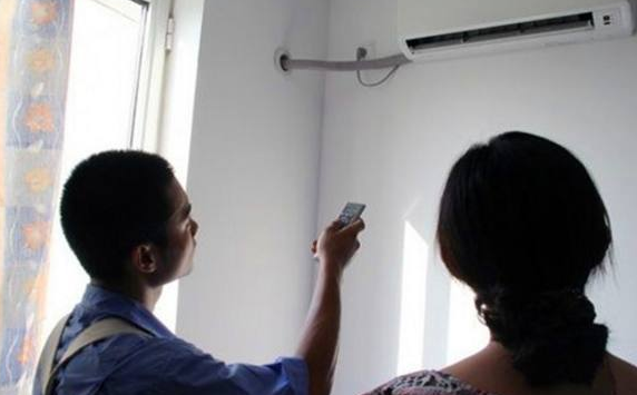 二柒山居|天热开空调，一开一关好还是一直开着好？听老电工说完，恍然大悟！