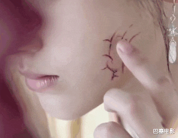 毁容|重新定义丑?影视剧里的“毁容妆”,我笑到生气,太不敬业了