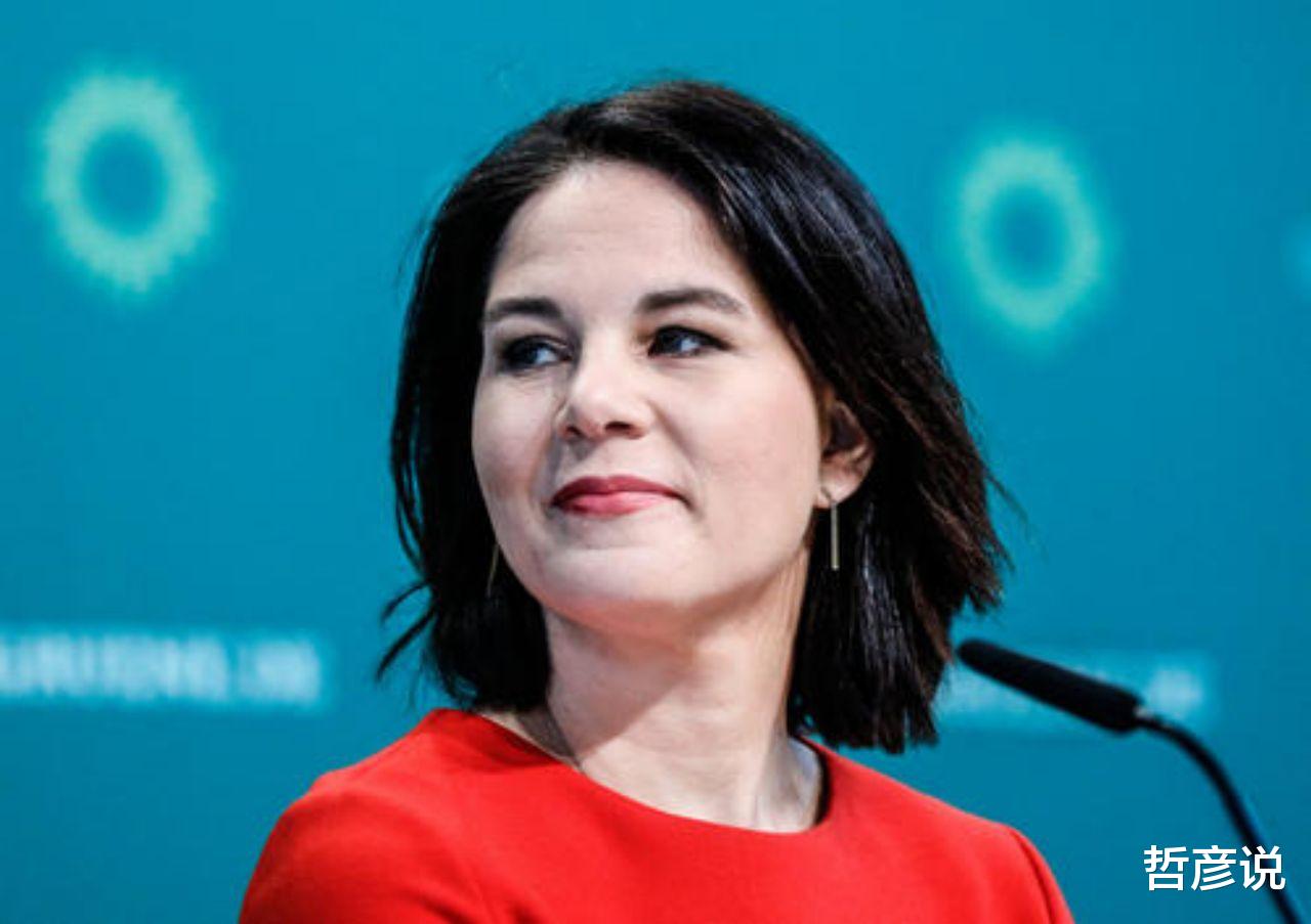 哲彦说 哪来的勇气？默克尔接班人未上任就挑衅中国，还不忘落下普京