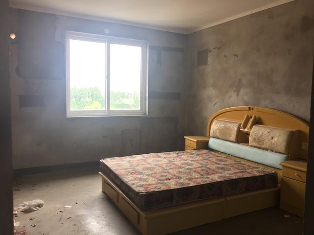 为什么越来越多的人选择不装修，而是直接入住毛坯房？