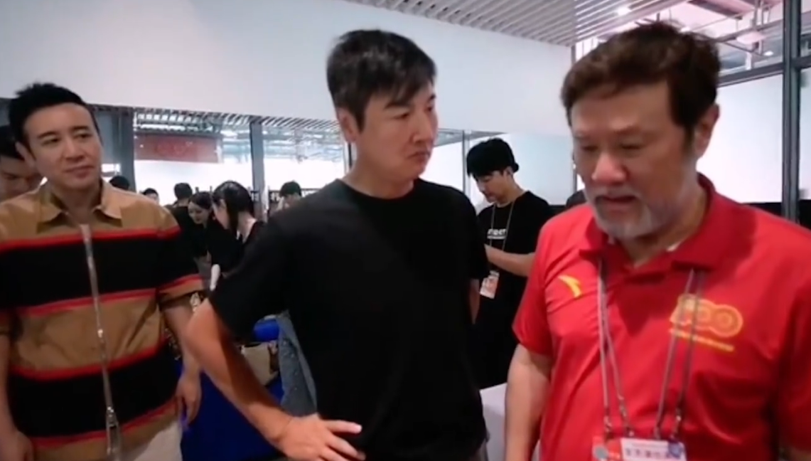 孙楠|实力歌手唱将孙楠暴瘦脱相认不出，脸部凹陷变样，满脸沧桑