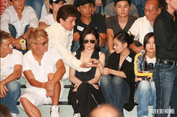 阿娇|“千机女”阿娇的浪荡情史，12任男友无缝衔接，丝毫不输萧亚轩