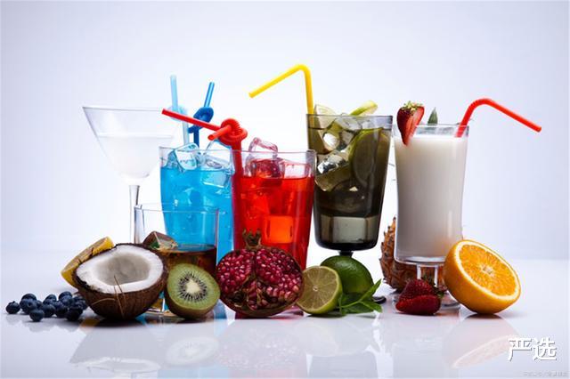 黑豆|这几种水果“加速”皮肤衰老，劝女性尽量少吃，或1运动能补救