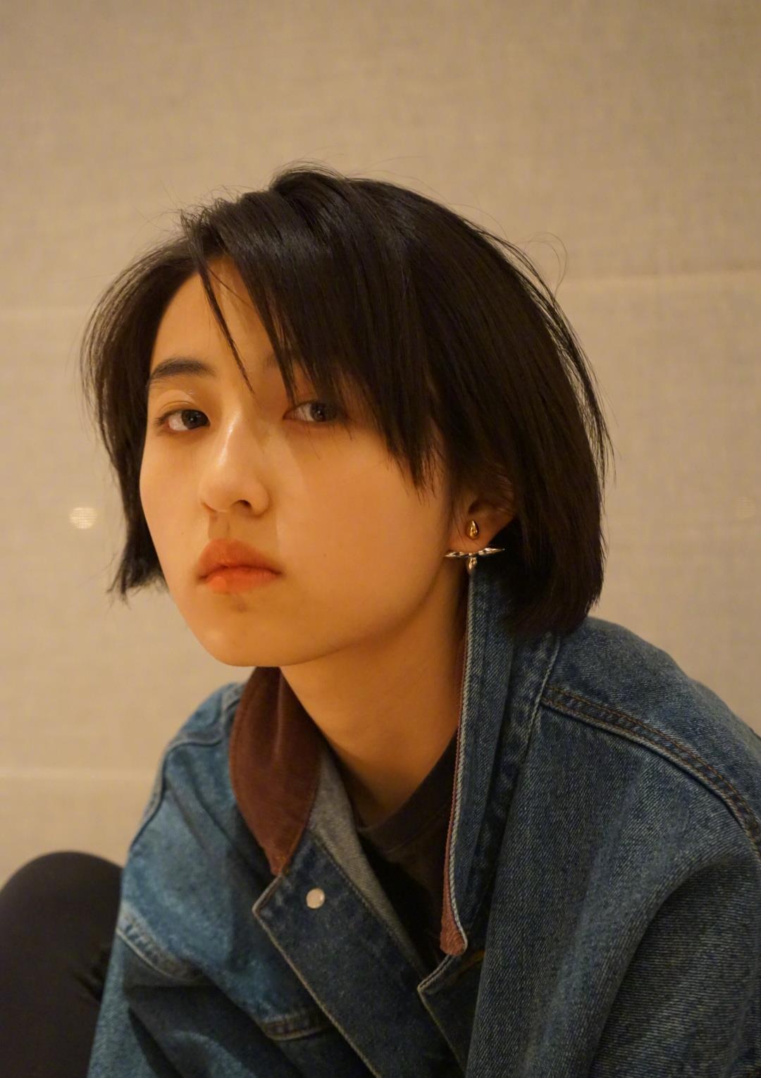 木木尔小倩|她的演技被“众星捧月”,颜值反而被低估了?