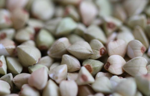 空腹|男人身高152-188cm，最新标准体重表公布：自测下，你要减肥吗？