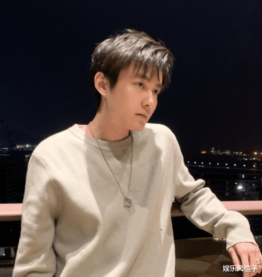 心动4|《心动4》小孔晒新动态秀恩爱，马董帮她吹头发，疑似已同居