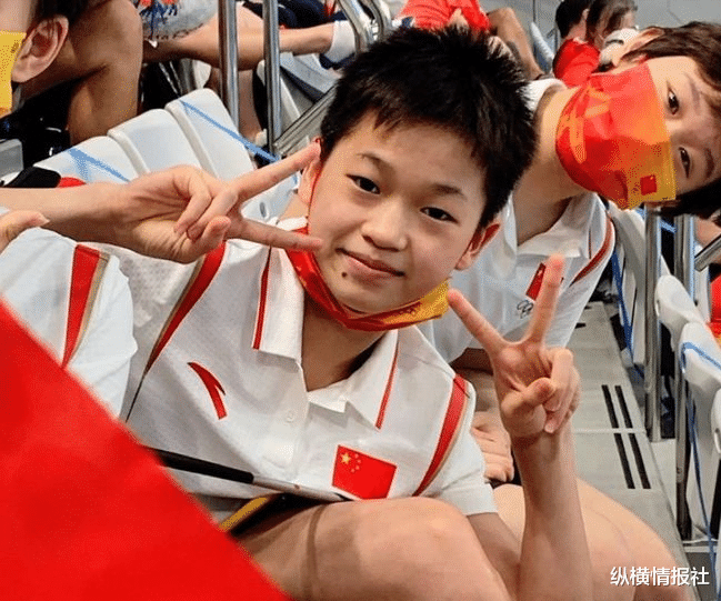 67岁女强人坐拥亿万资产,儿子却开10万的国产车,去年她捐1个亿