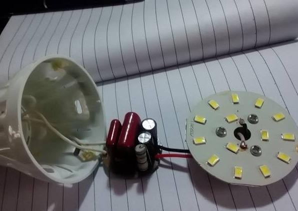 家里的LED灯关灯后微亮，原因一般有4点，但是3个处理步骤要正确