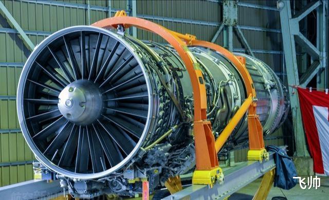 |至今仍是军推油耗最低的中等涵道比双转子航空动力装置：英国斯贝MK202发动机