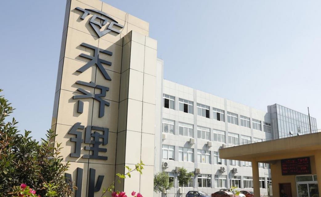 小超侃事|股市:最新机构调研路径浮出水面!8股获超百家机构“踏破门槛”