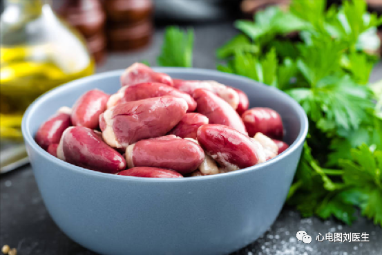 心肌梗塞|48岁女子心梗离世,医生叹息:更年期女子出现3种异常,早查心脏