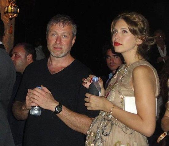 阿布|和伊琳娜離婚，切爾西老板阿布支付了多少分手費？足夠買多支球隊