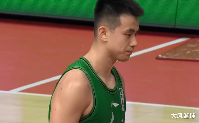辽宁男篮|14+2+3+7！替补球员打出战术核心价值，辽篮阵容稳定性又升级了