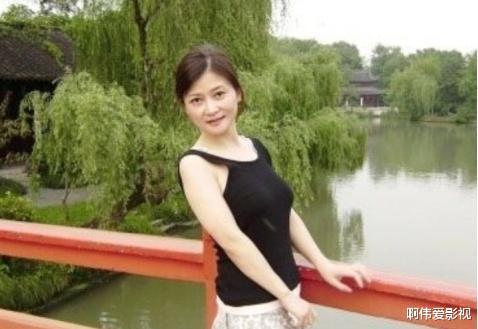 那英|她1首歌红了30年,气势不输那英,如今52岁仍单身