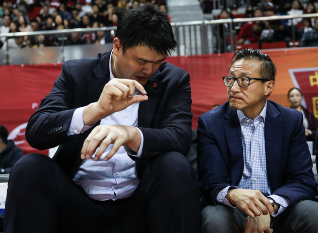 篮网队|祖上真穷！全明星首发公布后，篮网官方发声太心酸，感谢蔡老板吧