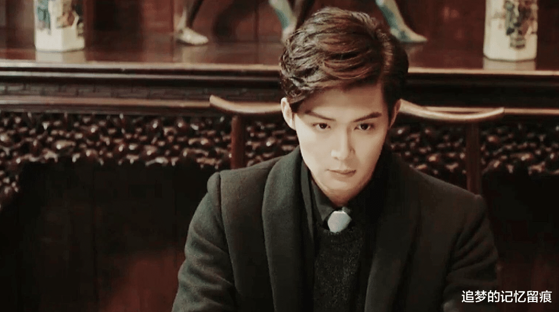 张起灵|盗墓笔记:张起灵患有失魂症,为什么张日山却没有这个症状呢?