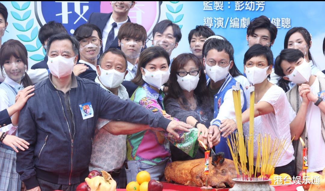 穿衣搭配|详解TVB“一年一Show”政策：虽然没人情味，但也绝不苛刻