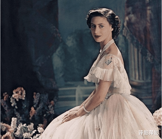 叶倩文|玛格丽特公主与初恋吃分手饭，结束后她面无表情，被报纸伤口撒盐