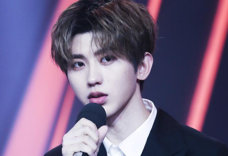 明星|别被他们的脸骗了，这些男明星只是看着矮，其实身高都超过了180