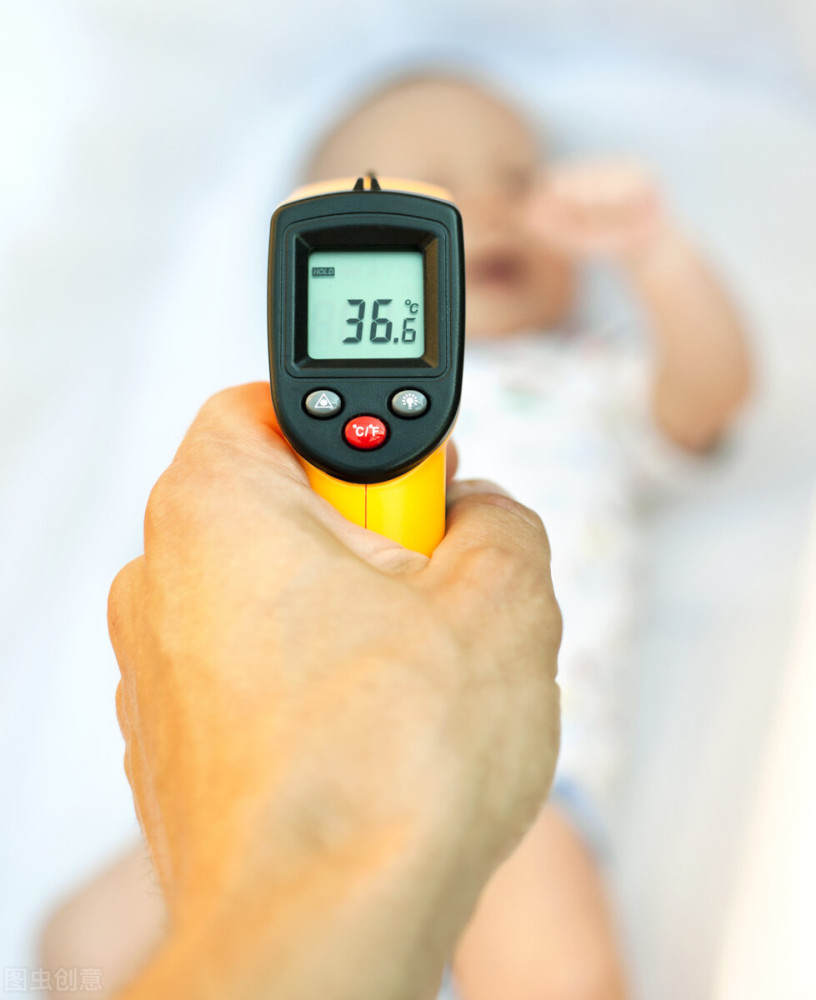 太阳表面温度5500度，核心温度1500万度，用温度计测的吗？